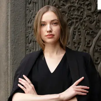 Віолета менеджер